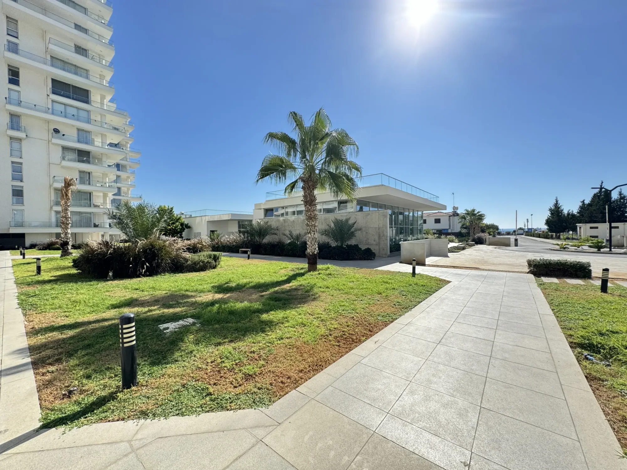 Complex and grounds — Abelia Residence