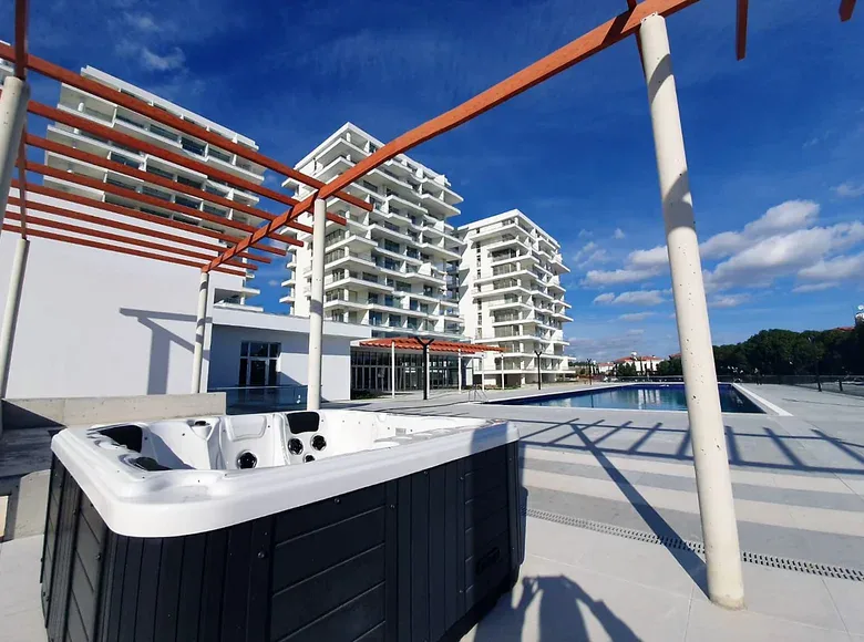 Abelia Residence shared grounds